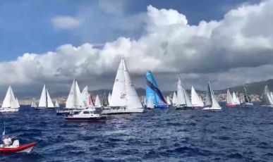 Genova saluta la Millevele, al via la storica regata durante il Salone Nautico. Bucci: "Buon vento"
