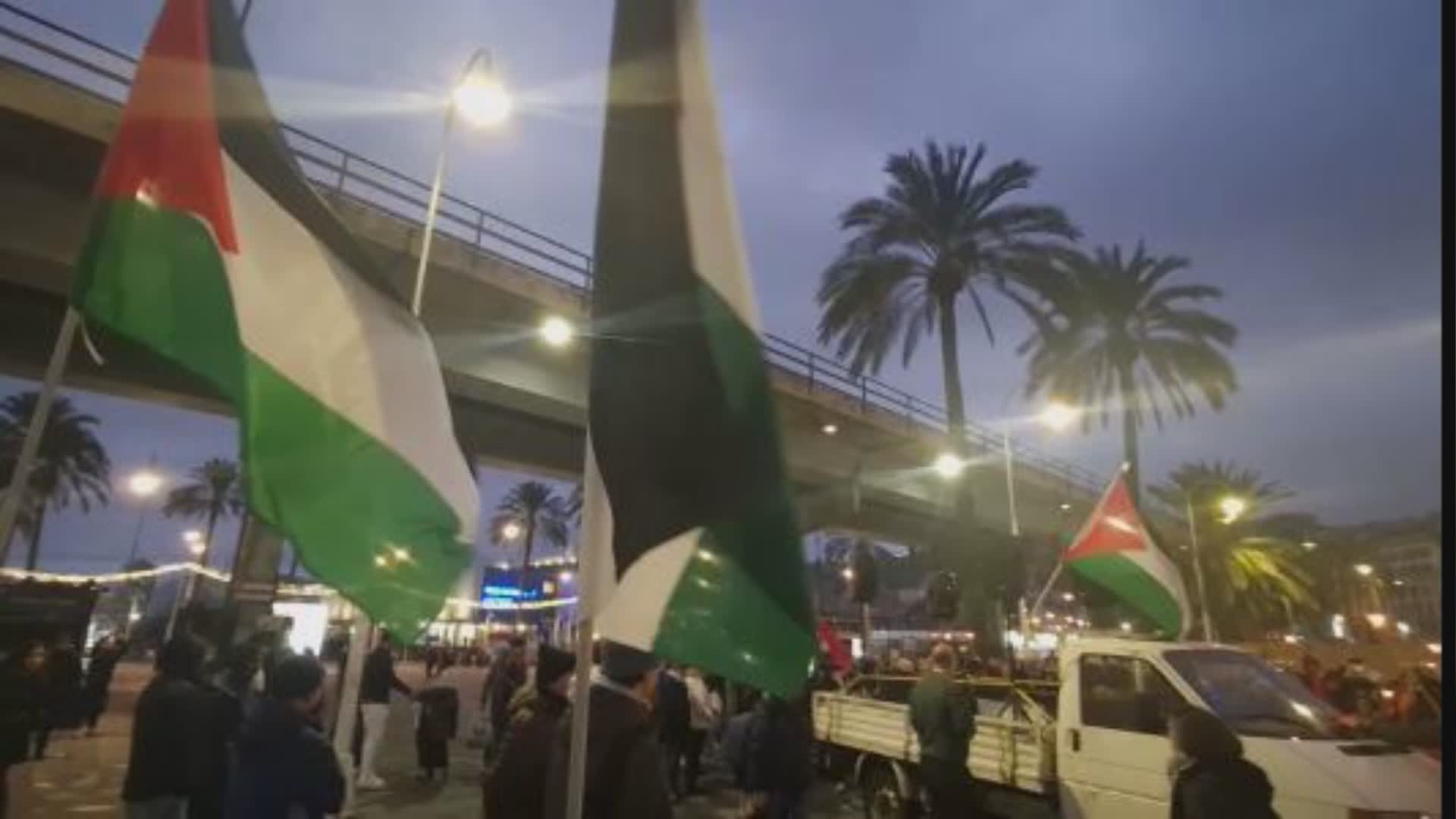 Proteste per Gaza: bloccata in porto Taranto petroliera con greggio per Israele. Usb: "Seguiamo esempio di Genova"