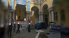 UniGe, continua l'occupazione del rettorato: lucchetti alle porte delle aule. Insorge il centrodestra: "Basta violenza e ambiguità"
