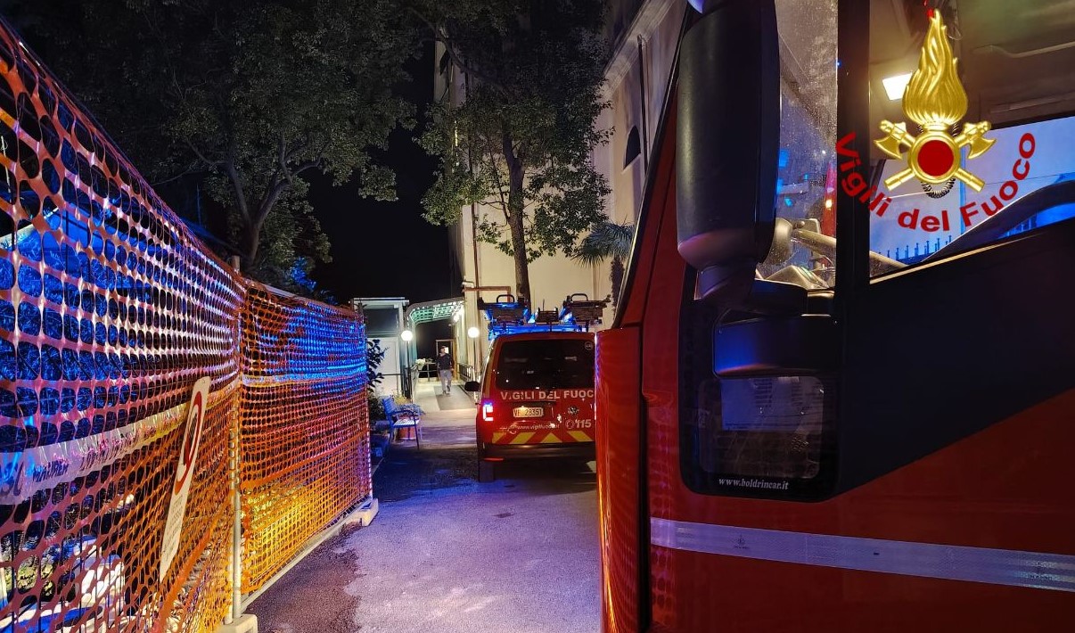 Genova: incendio notturno in una RSA a Cornigliano, vigili del fuoco risolvono emergenza
