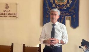 Sestri Levante, Consiglio comunale bloccato sull’ordinanza “panni stesi”: presentati 237 emendamenti