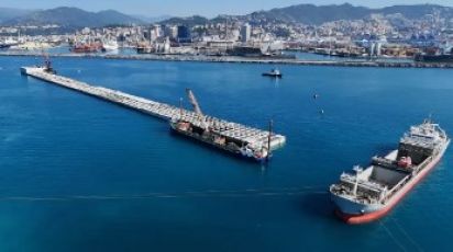 Genova, la nuova diga prende forma: il 16 ottobre sarà posizionato il primo maxi cassone