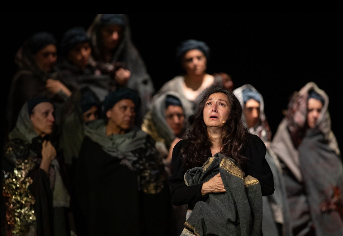 “Ecuba” di Euripide inaugura la stagione 2025/26 del Teatro Cavour di Imperia