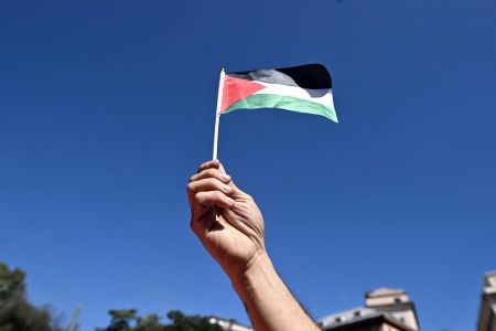 Gaza, continua anche a Genova l'occupazione in università e scuole