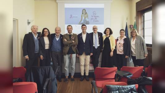 Ottobre Rosa, procede il mese della prevenzione dei tumori femminili