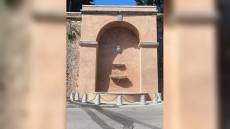 Genova, completato il restauro della fontana neoclassica di via Carcassi