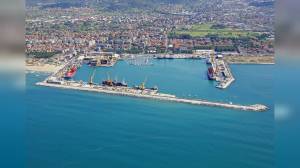 Logistica: allo studio ro-ro Carrara-Tolosa per alleggerire il traffico sulle autostrade liguri