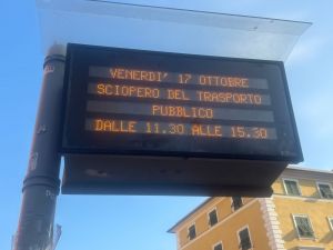 Proprio un venerdì 17: lo sciopero Amt di 4 ore ha provocato pesanti disagi