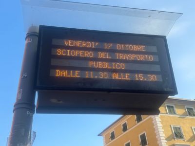 Proprio un venerdì 17: lo sciopero Amt di 4 ore ha provocato pesanti disagi