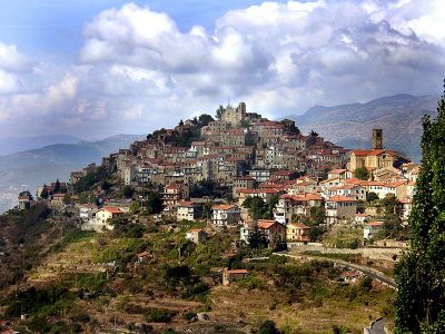Forum "Lavoro e Futuro" di Telenord: la storia del giovane fabbro salito a Bajardo e mai più sceso 