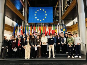 Gli studenti liguri entrano al Parlamento europeo, a Strasburgo una lezione concreta di cittadinanza