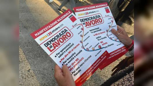 Cgil Liguria, due treni speciali per Roma: “Serve una svolta su salari, pensioni e povertà”