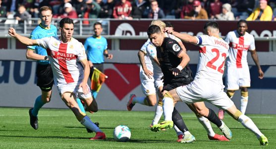 Genoa beffato 2-1 a Torino: passa con Thorsby, subisce la rimonta, poi nel recupero incappa in Paleari in vena di miracoli