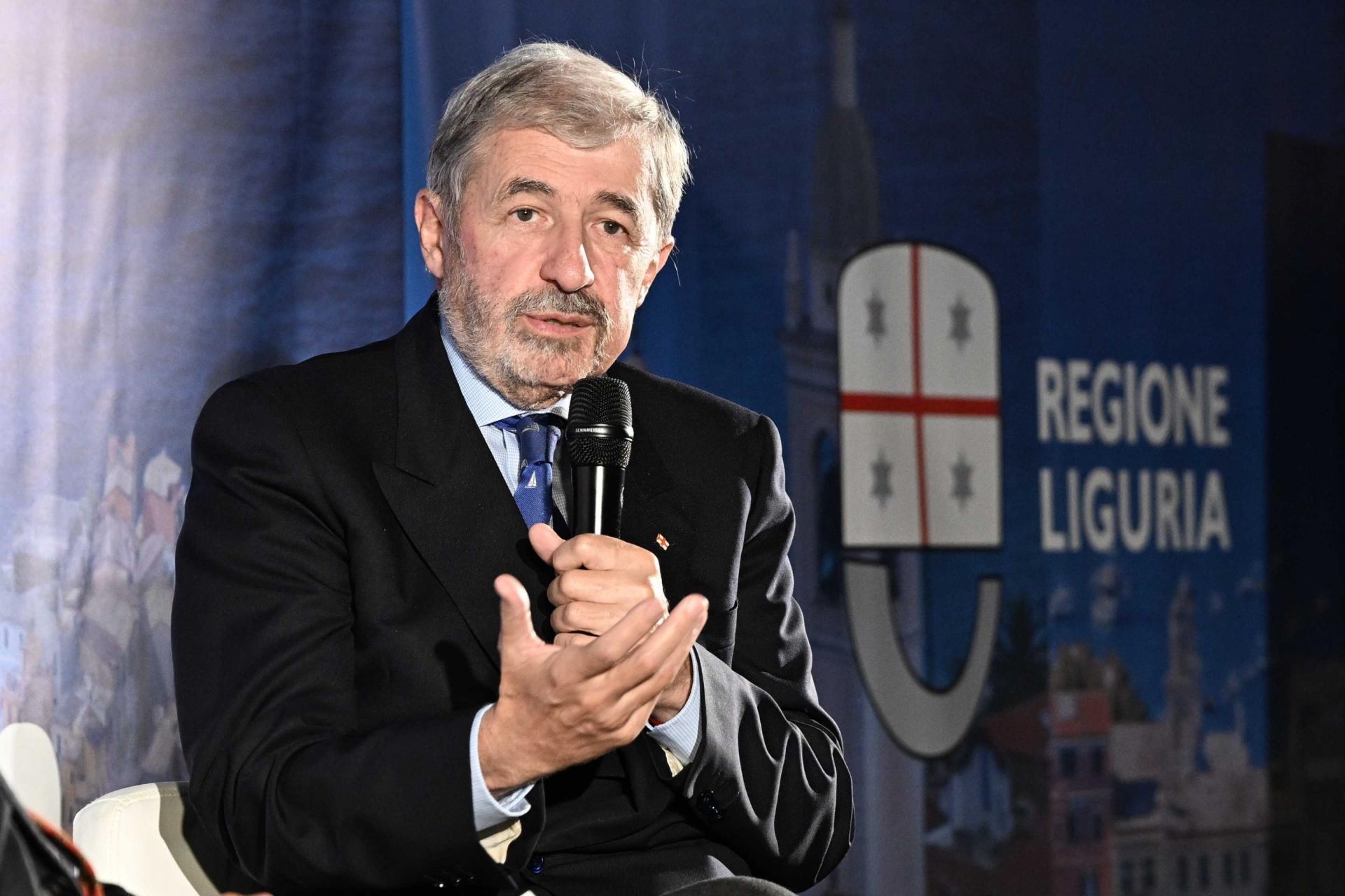 Bucci festeggia un anno di governo in Regione: “Bilancio positivo, un voto tra l’8 e il 9”