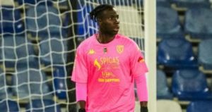 Spezia: una papera di Sarr fa sfumare la vittoria. D'Angelo: "Cose che capitano, mi tengo la prestazione"