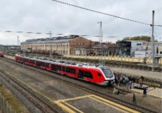 Presentato a Vilnius il primo treno FLIRT di Stadler per la Lituania