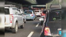 Auto si ribalta in autostrada A12 tra Chiavari e Rapallo, quattro feriti