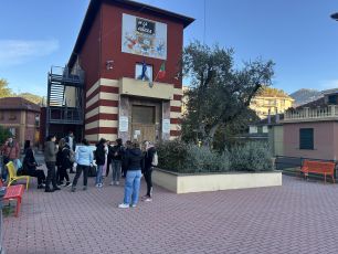 Caos mensa a Sant'Olcese, il Comune: "Al fianco dei genitori". Lilli Lauro rispolvera lo sciopero del panino