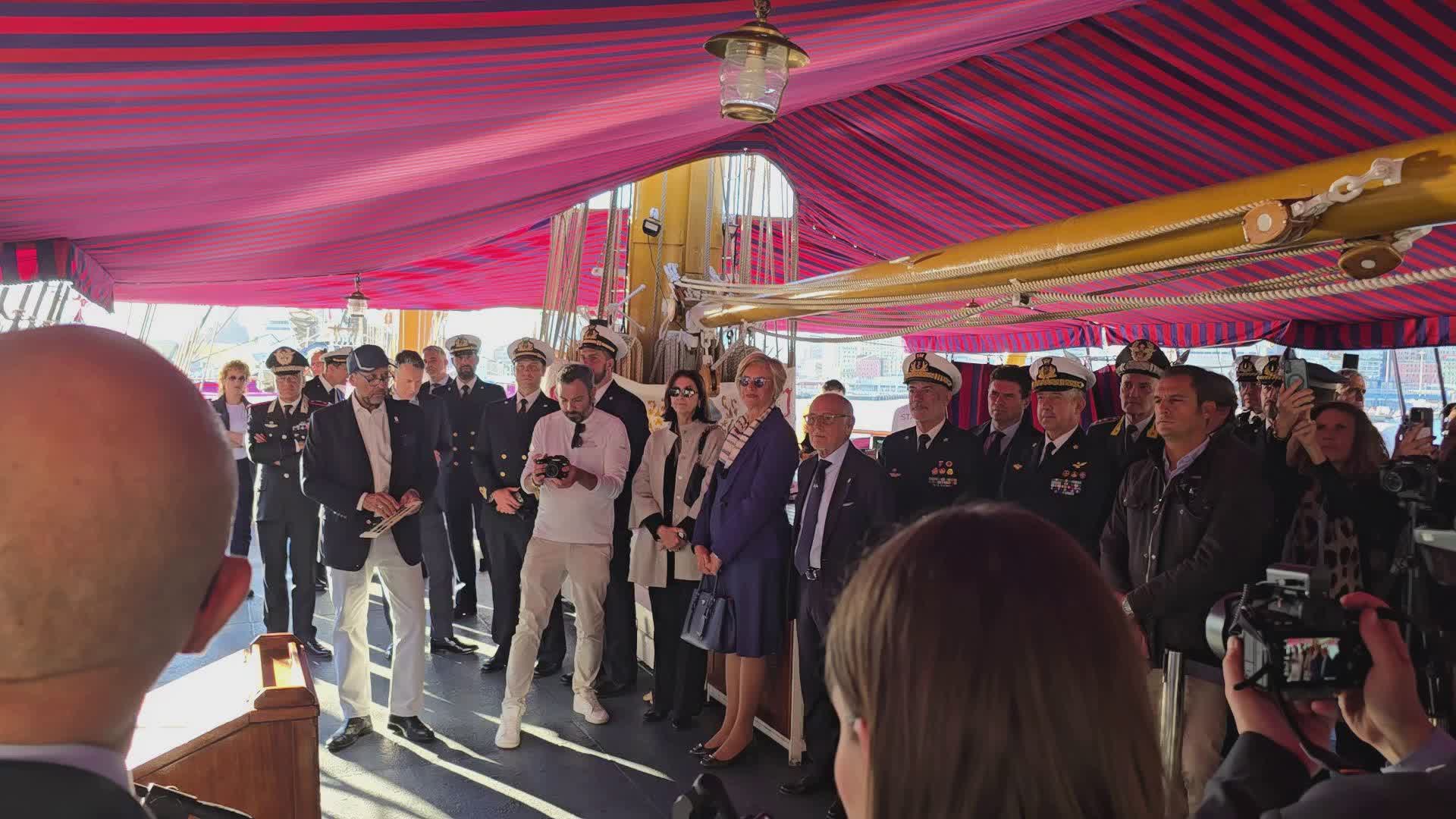 Genova: al via sulla nave Palinuro il "Marina Militare Nastro Rosa Tour 2025”