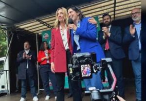 Schlein: "Io o Salis candidata premier? Gioco patriarcale mettere donne contro donne"