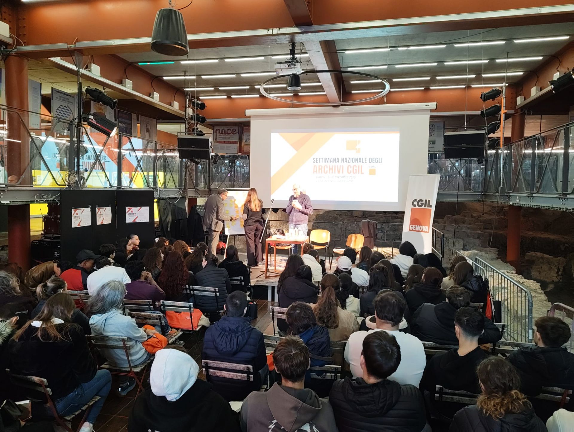 Viaggio nella memoria, studenti genovesi alla scoperta dei luoghi del 30 giugno 1960