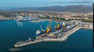 Autorità portuali, Salvini firma nomine di otto presidenti