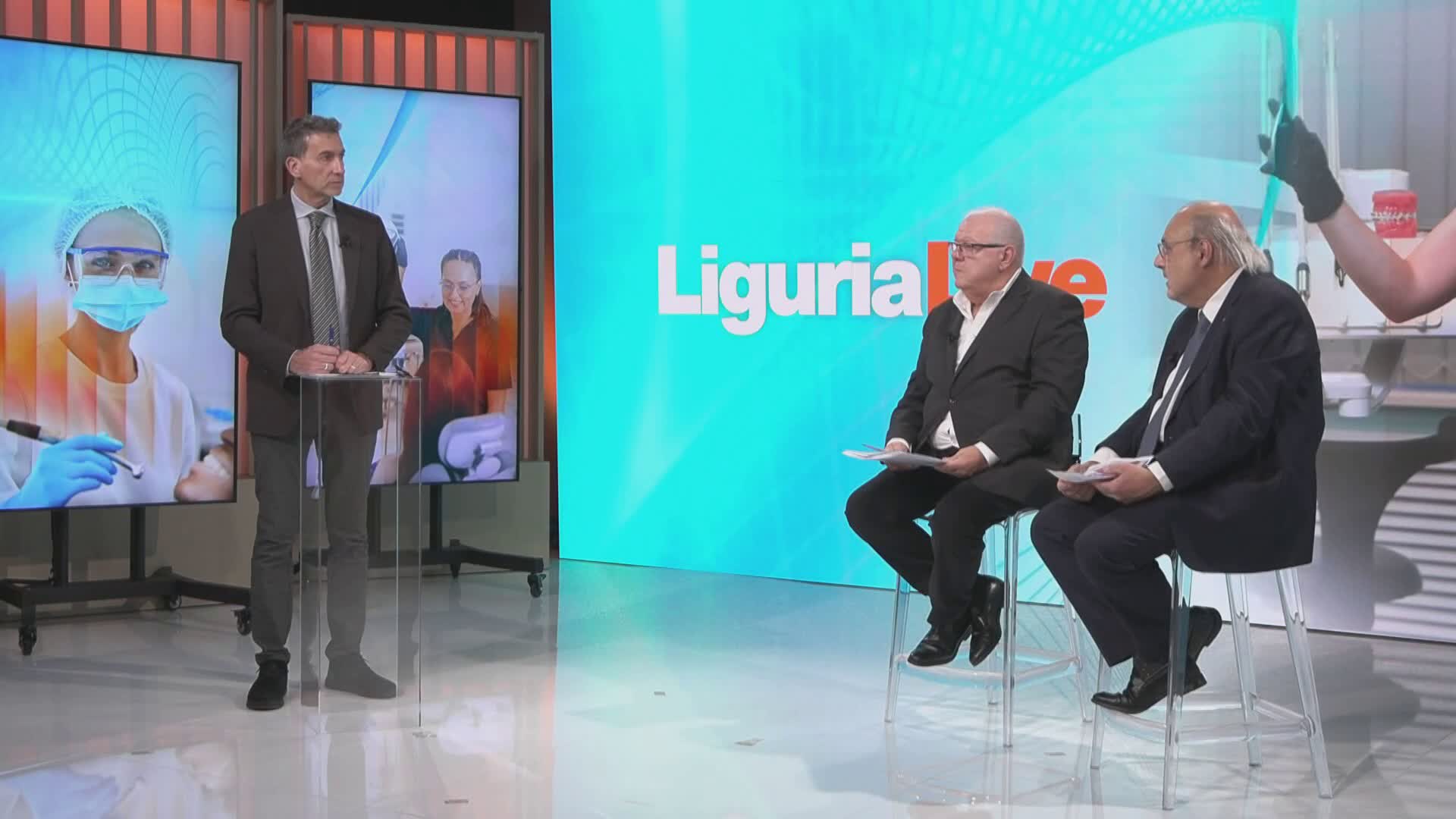Corsi per assistenti di studio odontoiatrico e sulle controversie legali in medicina estetica