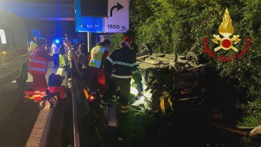 Grave incidente nella notte in A12 tra Sestri Levante e Deiva, gravi due giovani