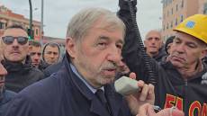 Ex Ilva, Bucci incontra i lavoratori: "Fabbrica rimane aperta, ne ha bisogno il mercato"