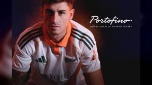 Virtus Entella presenta la quarta maglia “Portofino”, omaggio al Borgo più famoso del mondo