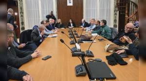 Ex Ilva, riunione in Prefettura: definito calendario vertice di Roma del 28, focus prima su fabbriche del Nord poi su futuro intera azienda