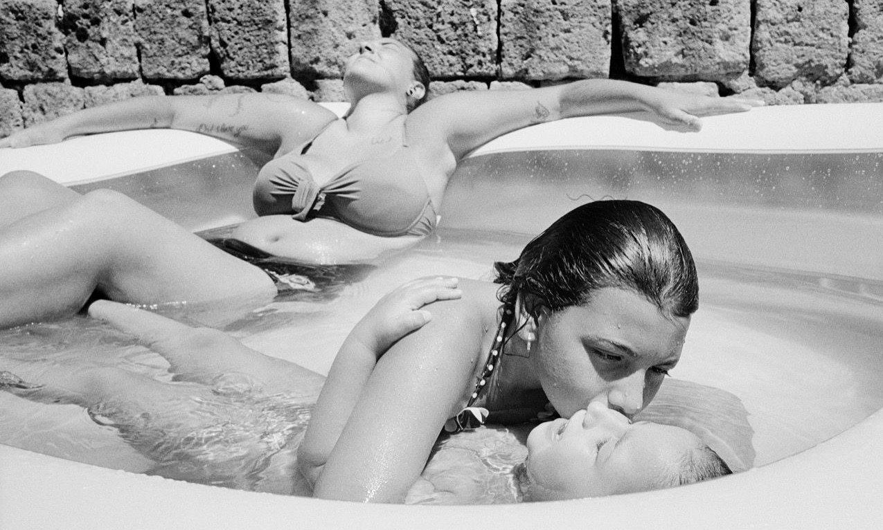 Genova, 'Il libro come forma': dialogo con Ciro Battiloro sul fotolibro 'Silence is a Gift'