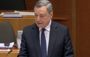 Milano, 'lezione' di Draghi al Politecnico: “Tecnologie decisive per la prosperità. Senza AI l’Europa rischia la stagnazione”