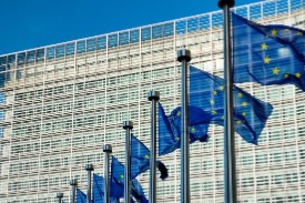 Commissione Ue adotta Rapporto su mercato del carbonio 2025