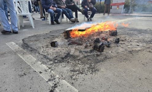 Ex Ilva: nuova assemblea, resta il presidio alla stazione di Cornigliano in attesa del vertice a Roma