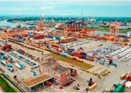 Porto Ravenna: traffici in crescita tra gennaio-ottobre 2025 (+8%). Bene anche i container