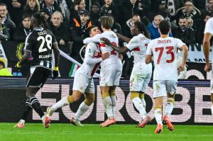 Genoa, trionfo a Udine: apre Malinovskyi e chiude Norton-Cuffy, 1-2 per un successo nel segno dell'effetto De Rossi