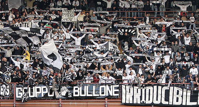 V. Entella-Spezia 0-1: Artistico nel finale decide il derby regionale, biancocelesti in dieci per quasi tutta la ripresa