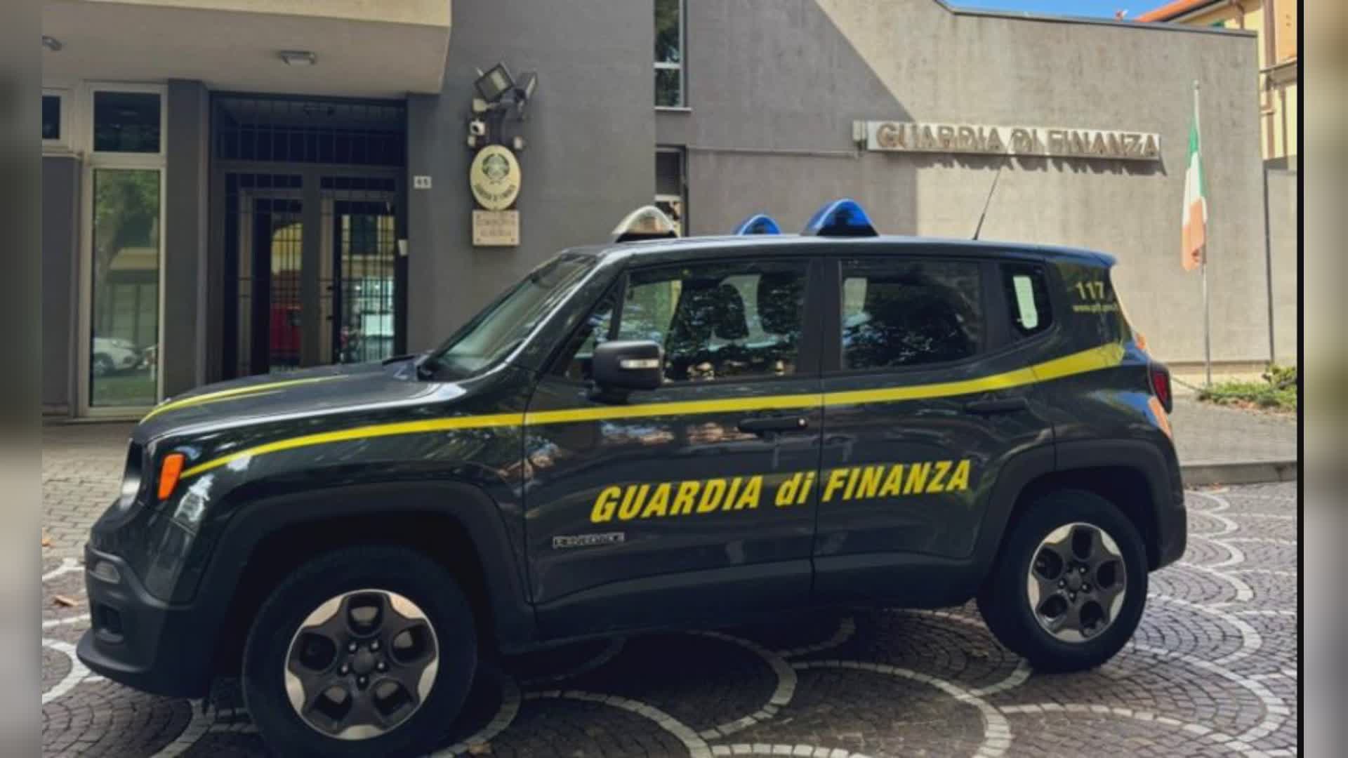 Savona: ex consulente finanziaria in carcere per reiterate violazioni. Indagata per abusivismo, truffa e riciclaggio