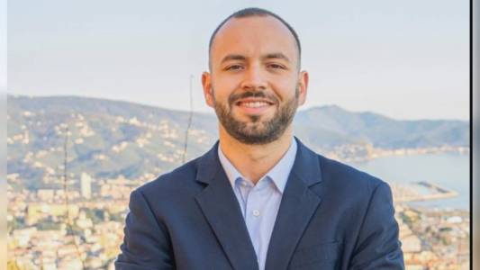 Chiavari, vandalizzata sede Pd, segretario Bertani: "Inaccettabile l'alibi dell'ubriachezza, vogliamo scuse di persone che ci mettano la faccia"