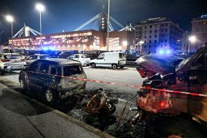 Scontri prima di Genoa-Inter, sale a 15 il numero degli agenti feriti