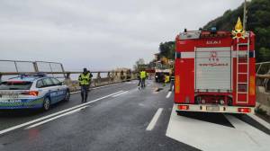 A10, Incidente tra due camion: traffico in tilt e code tra Varazze e Arenzano