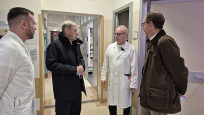 Genova: Bucci e Nicolò in visita ai Pronto Soccorso, gli auguri al personale sanitario