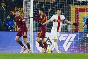 Amaro ritorno di De Rossi a Roma, Gasperini non ha pietà del Genoa che dura solo un tempo: finisce 3-1, Ekhator salva l'onore