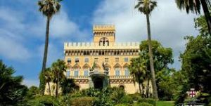 Arenzano: a fine dicembre è già tempo di primavera e in spiaggia si fa il bagno