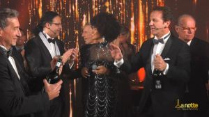 Grande successo del Capodanno con Telenord: musica e spettacolo per l'arrivo del 2026 con tutti i liguri