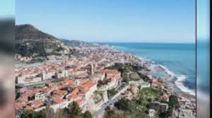 Ventimiglia, importuna una donna: uomo di origini somale inseguito e picchiato