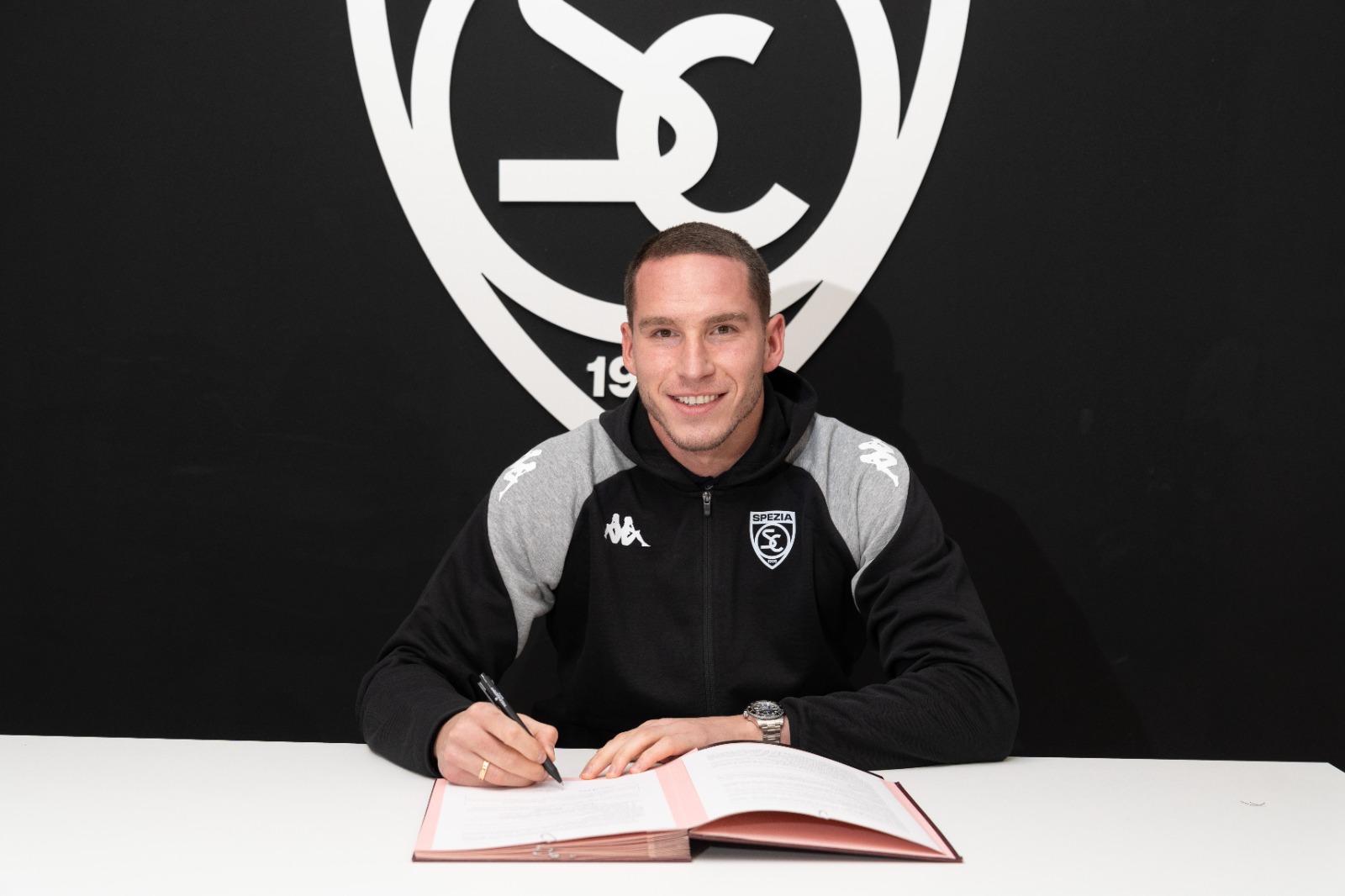 Spezia, mercato subito vivo tra innesti mirati e cessioni pesanti