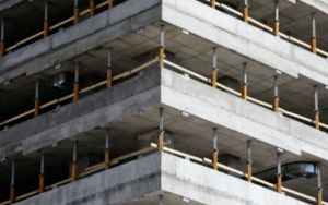 Energia: isolamento termico rapido ed economico con l’insufflaggio in sughero