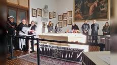 Genova rende omaggio a Emanuele Galeppini, aperta la camera ardente al San Martino. Bucci e Salis: "Vicini ai familiari"